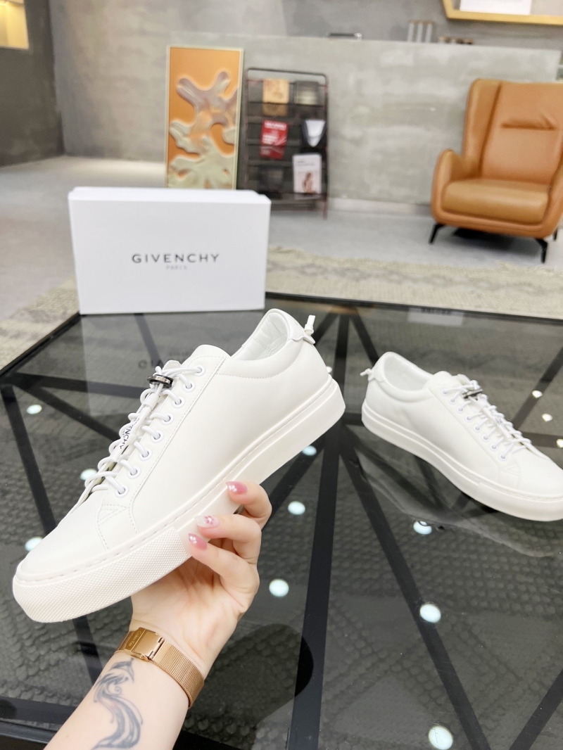 Givenchy Sneakers